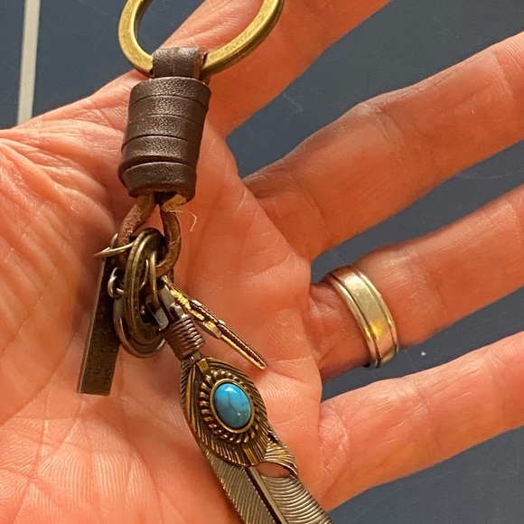 Turquoise Silver Feather Keychain Set - Picture 8 of 8